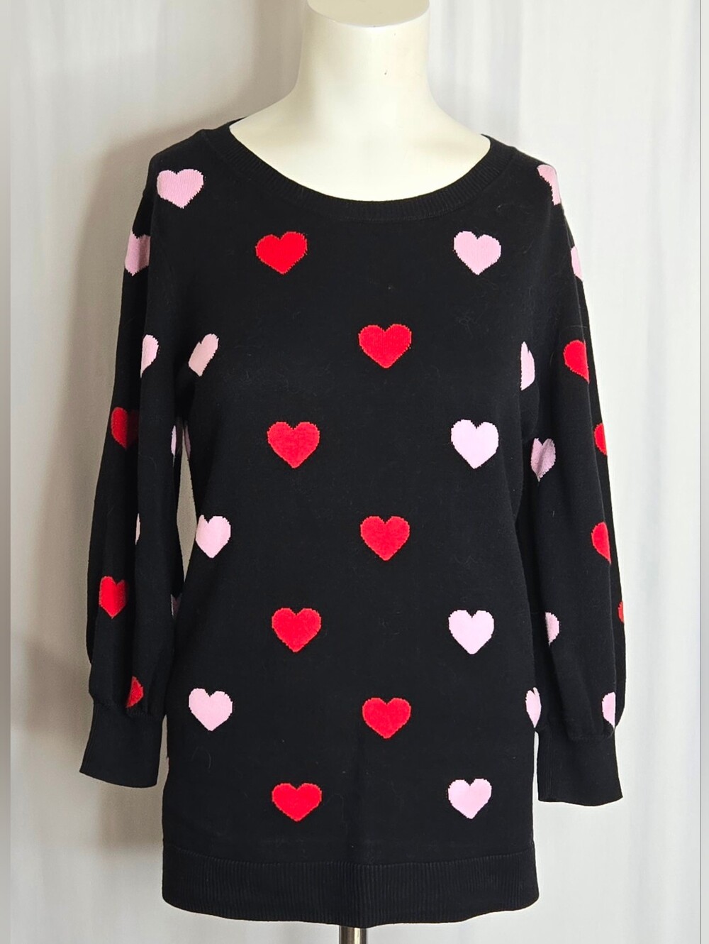 Adrianna Papell Heart Print Sweater Black Pink Red Crewneck Knit Pullover NWOT M